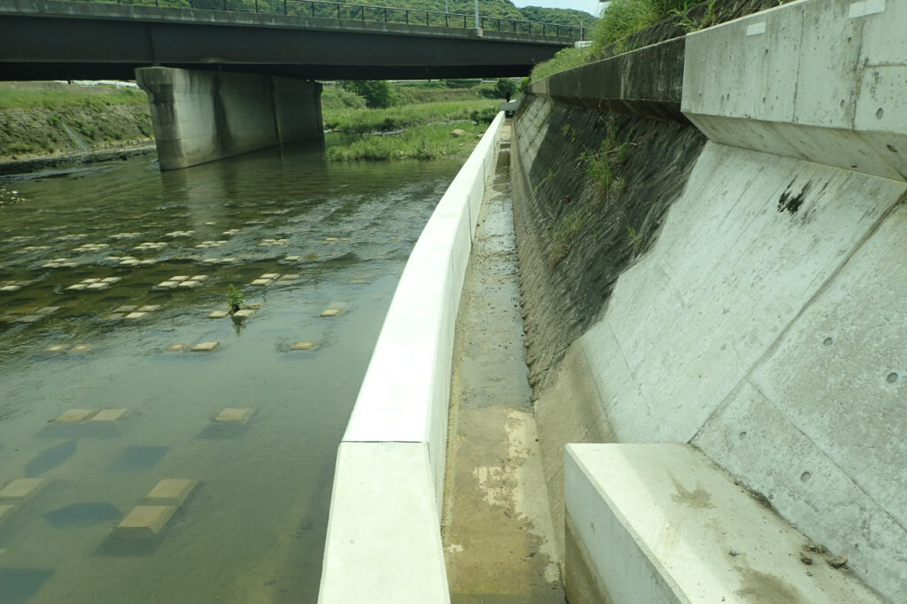 用水路整備工事